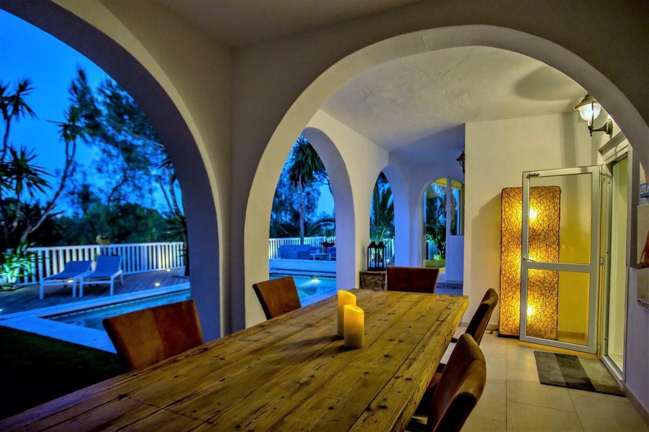 Luxury Villa With Swimming Pool And Jacuzzi Marbella Exterior photo