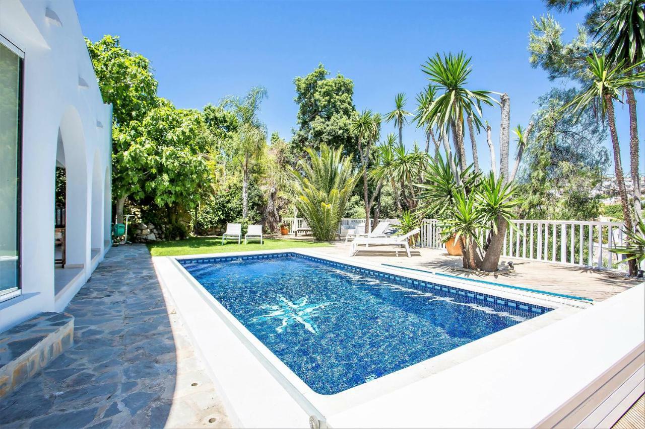 Luxury Villa With Swimming Pool And Jacuzzi Marbella Exterior photo